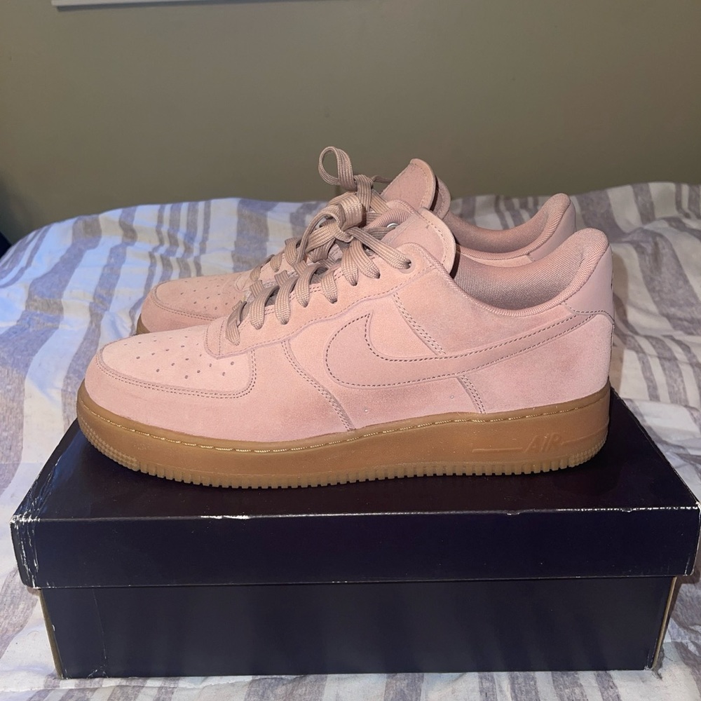 Size 12 - Nike Air Force 1 07 Low Particle Pink